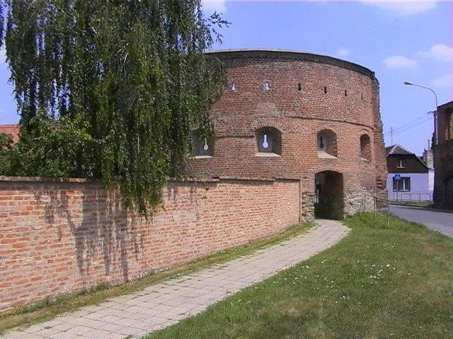 Hotel Strážnice Zewnętrze zdjęcie